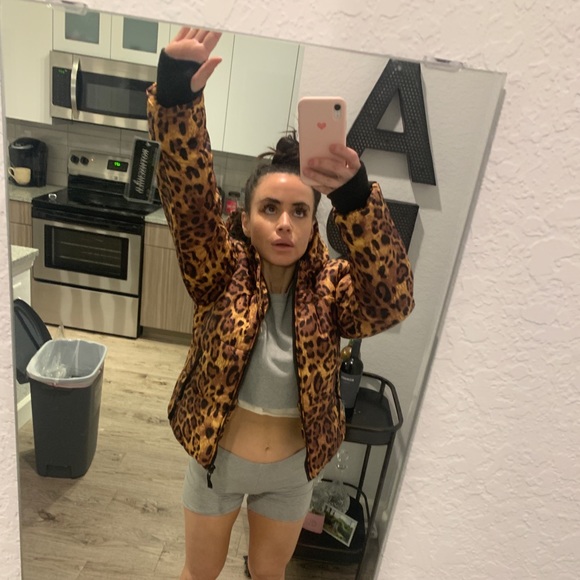 Leopard puffer - Picture 4 of 15